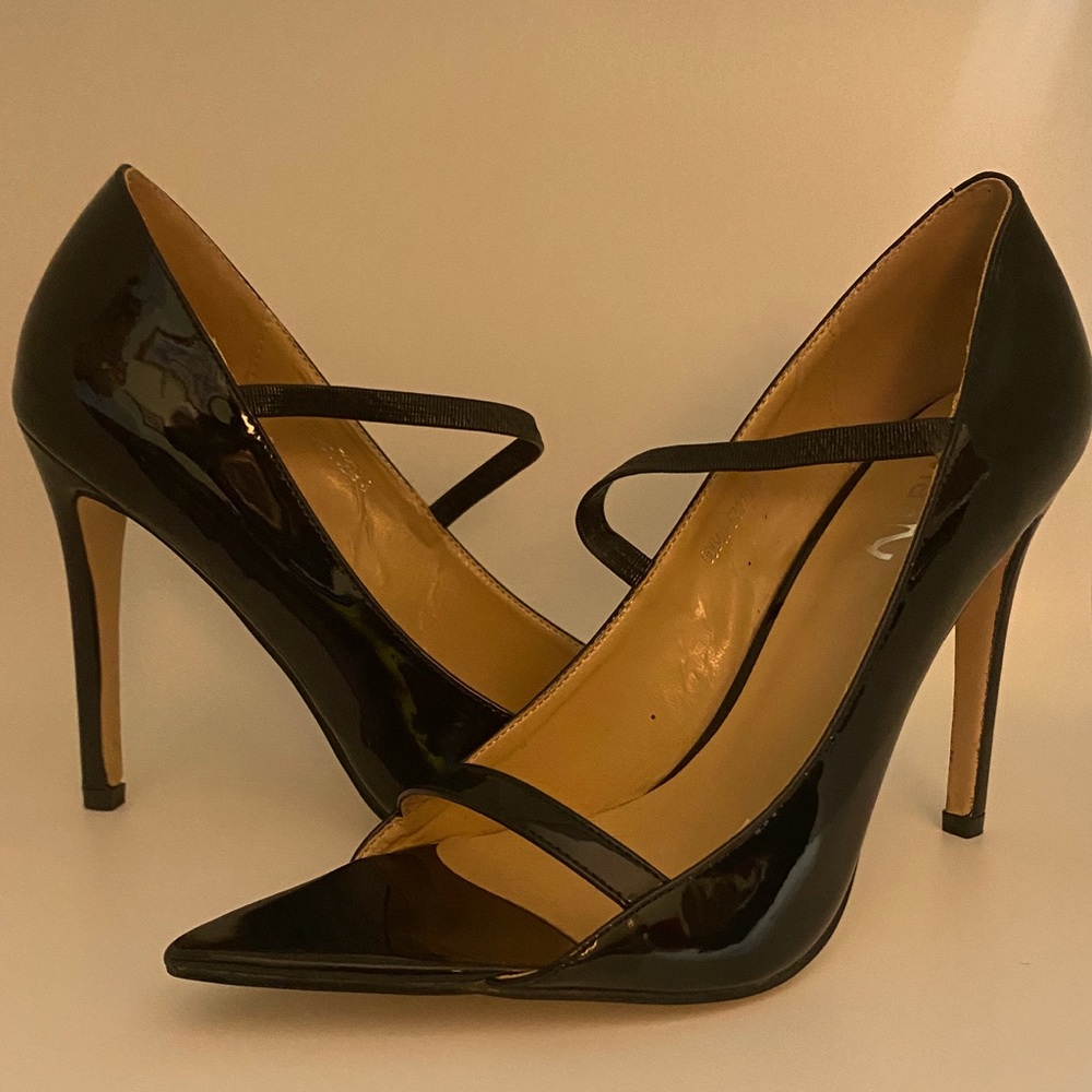 Beautiful Black Patent 3” high heels